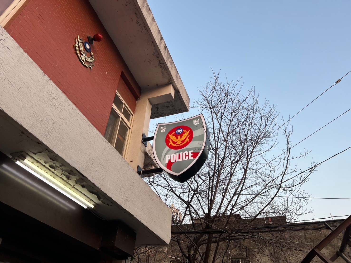 招牌|客製化造型卡布燈箱